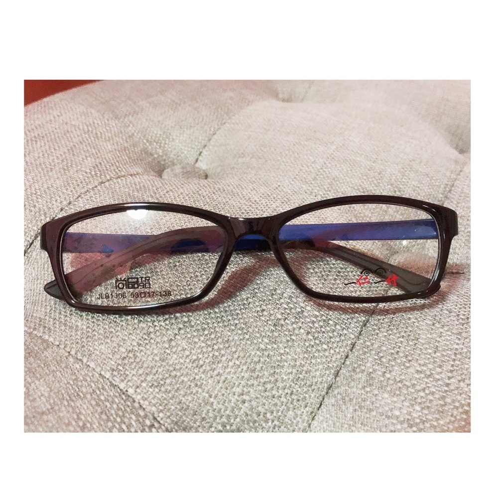 Brand New Stylish Prescription Eye Glasses